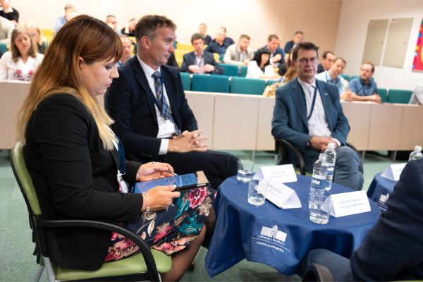 6-mednarodna-konferenca-2024-665AE7BAC5-D5CB-3955-1300-61D26D97E061.jpg