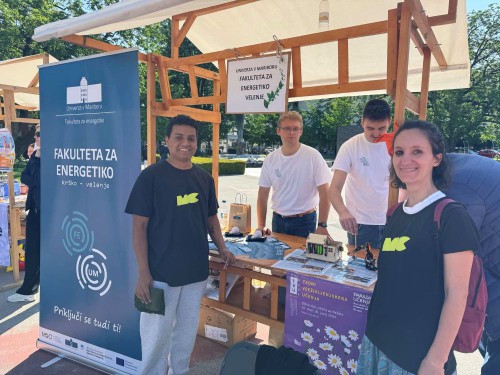 Stojnica na 12. medgeneracijskem festivalu "Odprimo srca zelenim navadam"