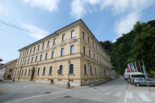Sedež Fakultete za energetiko UM